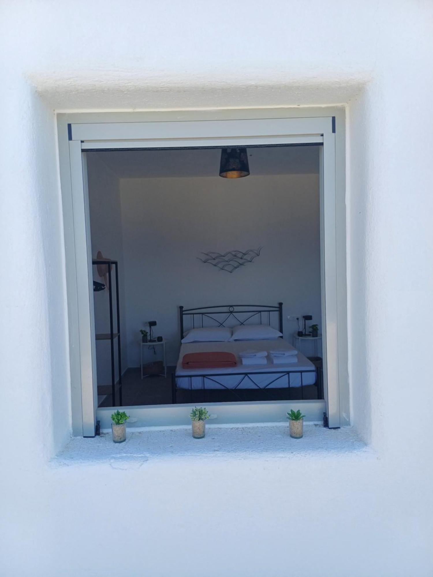 'Nektarios' Cycladic House With Sunrise And Sea View!! Apartment Oía Exterior foto